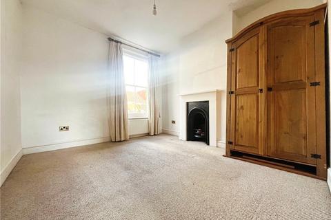 2 bedroom end of terrace house to rent, Grosvenor Road, Twickenham, TW1