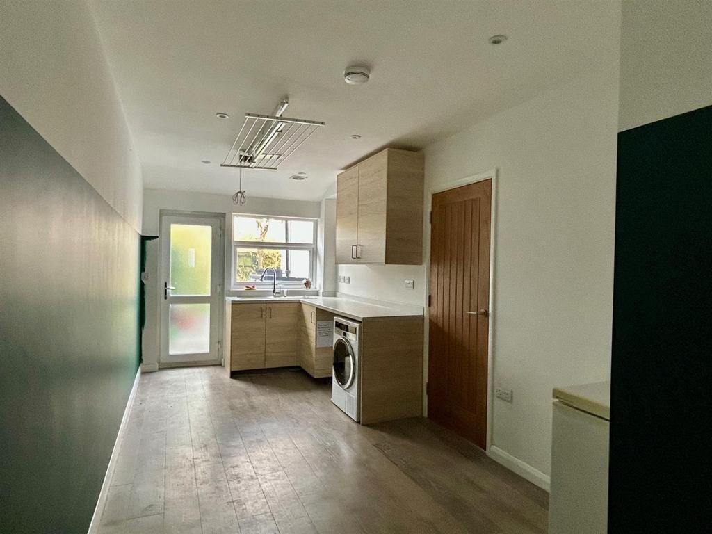 Utility Room.jpg