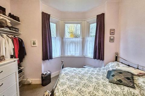 1 bedroom flat for sale, Upperton Road, Eastbourne