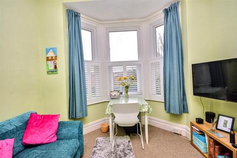 1 bedroom flat for sale, Upperton Road, Eastbourne