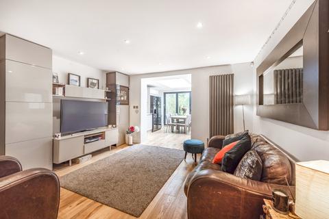 3 bedroom flat for sale, Christchurch Road, Crouch End, London, N8