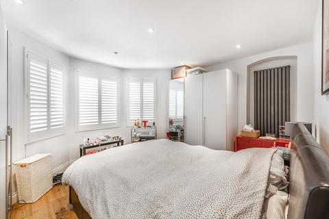 3 bedroom flat for sale, Christchurch Road, Crouch End, London, N8