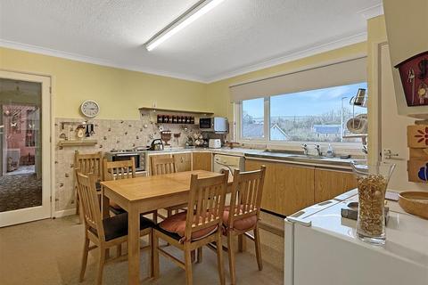 3 bedroom detached bungalow for sale, The Orchards, Barnstaple EX32