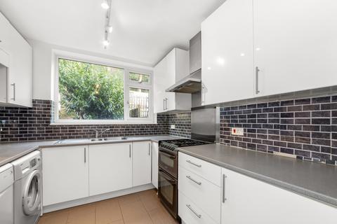 46 Madeira Avenue, Bromley, BR1 4AY