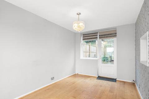 46 Madeira Avenue, Bromley, BR1 4AY
