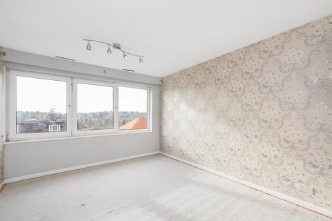46 Madeira Avenue, Bromley, BR1 4AY
