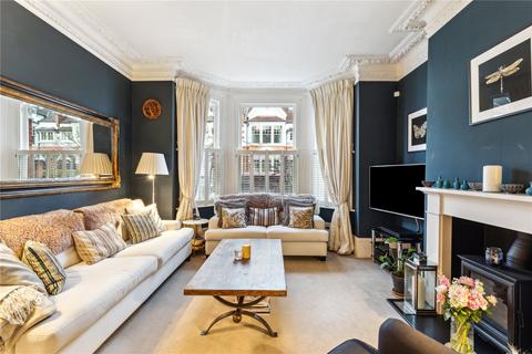 12 Crieff Road, London, SW18 2EA
