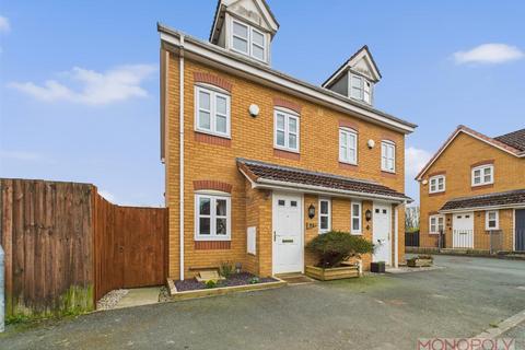 3 bedroom semi-detached house for sale, College Fields, Tanyfron, Wrexham