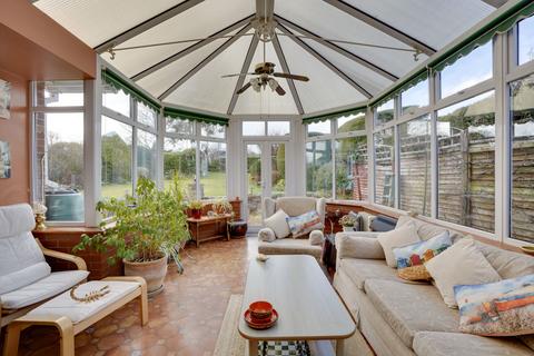 3 bedroom detached bungalow for sale, Ashley Road, Newmarket CB8