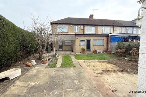 5 bedroom end of terrace house for sale, Berkley Avenue, Waltham Cross