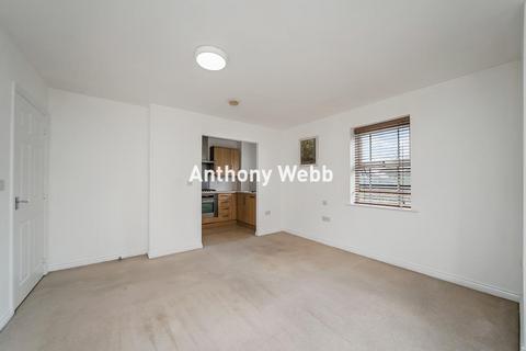 2 bedroom flat for sale, Enders Close, Enfield, EN2