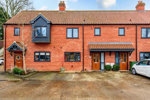 3 bedroom terraced house for sale, Old Mill Close, Whittington