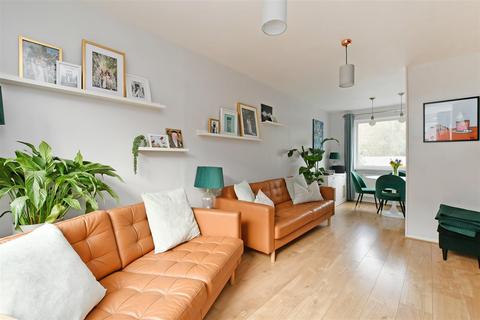 58 Fraser Crescent, Sheffield, S8 0JD
