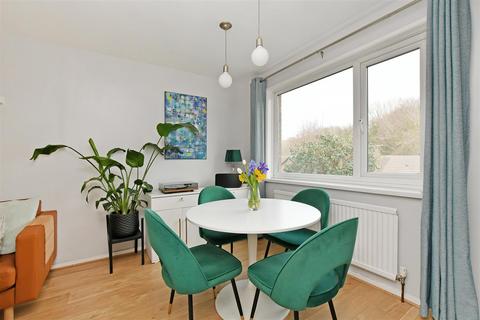 58 Fraser Crescent, Sheffield, S8 0JD