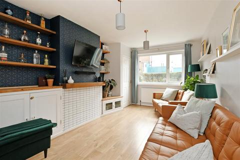 58 Fraser Crescent, Sheffield, S8 0JD