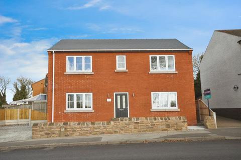 3 bedroom detached house for sale, Holmgate Road, Clay Cross, Chesterfield, S45 9PG