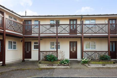 1 bedroom flat to rent, The Oaks, St. Nicholas At Wade