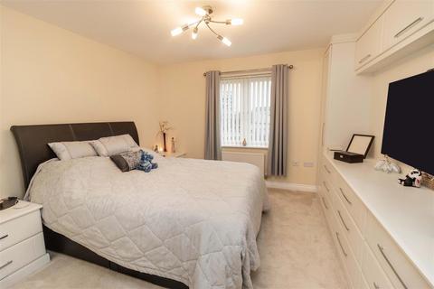 4 bedroom detached house for sale, Cloverfield, West Allotment, Newcastle Upon Tyne