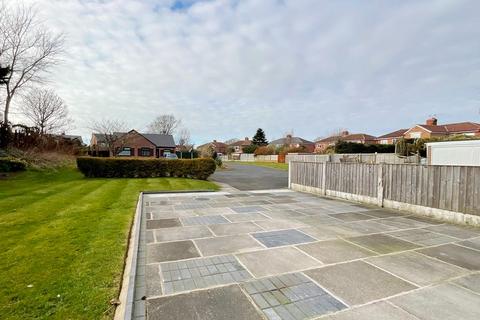 2 bedroom detached bungalow for sale, Shaftesbury Grove, Southport PR8