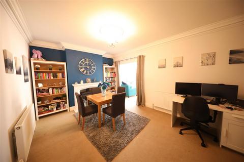 3 bedroom house for sale, Etherington Road, Hull