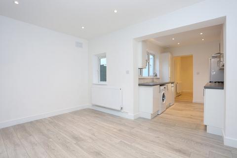 1 bedroom flat to rent, Glebe Street, Chiswick W4