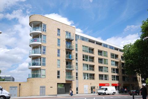 Garage to rent, CHISWICK HIGH ROAD, Gunnersbury, London, W4