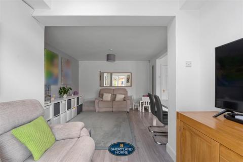 156 Baginton Road, Coventry, CV3 6FT