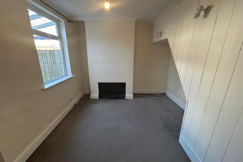 2 bedroom terraced house to rent, George Street, Beverley, East Riding of Yorkshire, UK, HU17