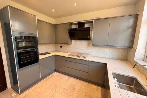 86 Bescot Road, Walsall, WS2 9DG
