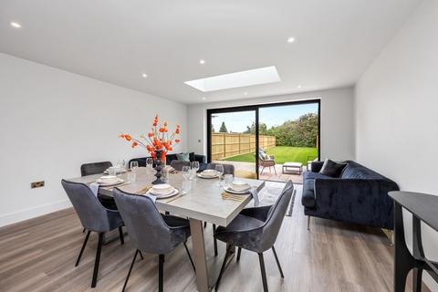 4 bedroom semi-detached house for sale, Pit Farm Road, Guildford, Surrey, GU1