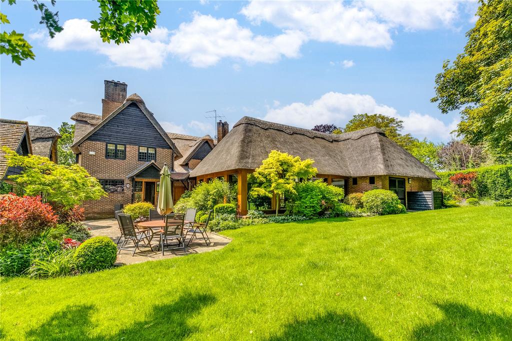 The Thatched House