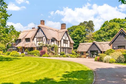 5 bedroom detached house for sale, Garth Road, Letchworth Garden City, Hertfordshire, SG6