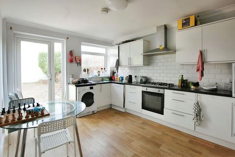 34 Albert Place, Cheltenham, GL52 2JX