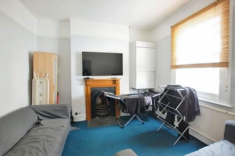 34 Albert Place, Cheltenham, GL52 2JX