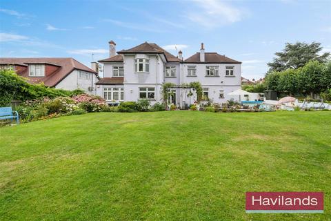 6 bedroom detached house to rent, Broad Walk, London