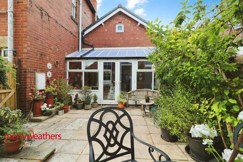 2 bedroom cottage for sale, St. Johns Road, Laughton, Sheffield