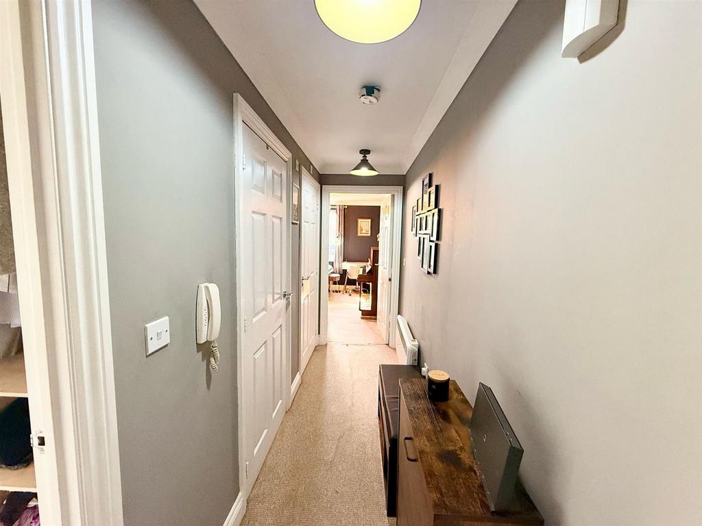 Oak Field Hallway.JPG