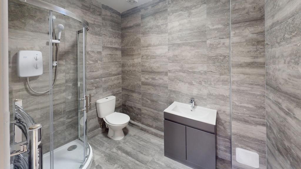 Flat-2-72-Mapperley-Road-Bathroom 1