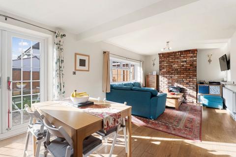 18 Beckett Close, Worcester, WR3 7NL
