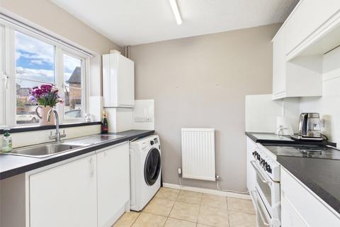 7 Claudians Close, Abbeymead, Gloucester, GL4 5FB