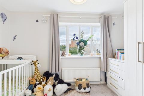 7 Claudians Close, Abbeymead, Gloucester, GL4 5FB