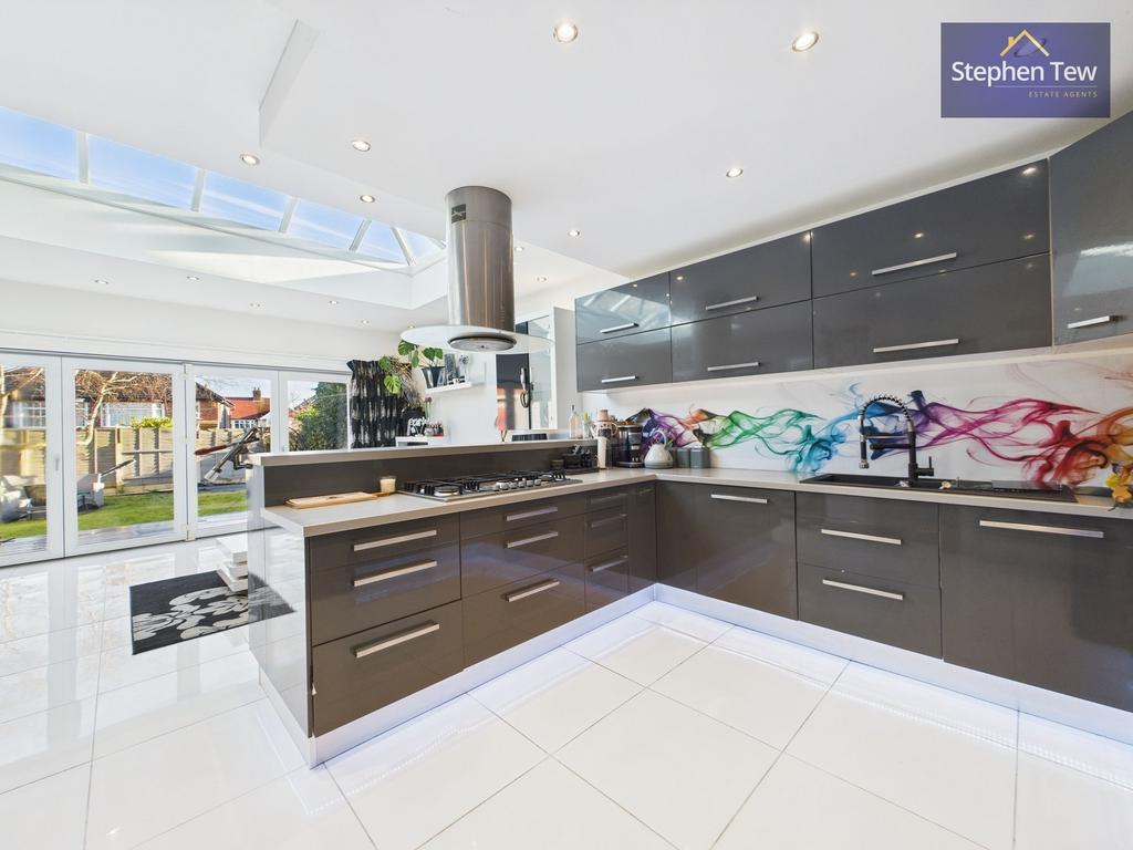 Living / Dining Kitchen