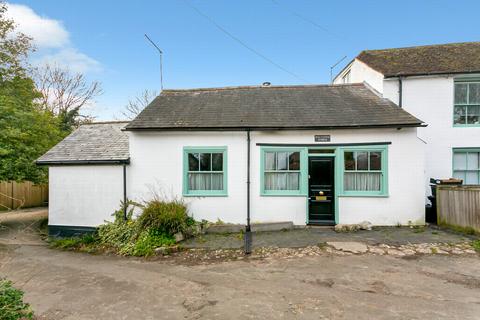 2 bedroom cottage for sale, The Street, Lympne, CT21