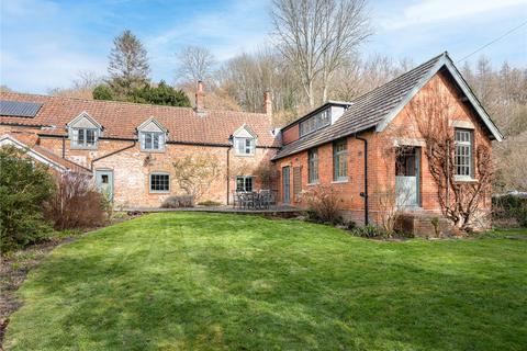 4 bedroom semi-detached house for sale, Low Road, Devizes SN10
