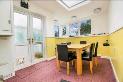 5 bedroom semi-detached house for sale, Ponsford Road, Bristol, Somerset, BS4 2UT