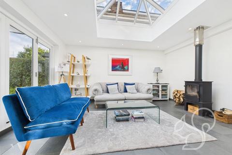 11 Beach Road, West Mersea, Colchester, CO5 8AA