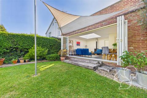 11 Beach Road, West Mersea, Colchester, CO5 8AA