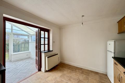 23 Springfield Park, Tisbury, Salisbury, SP3 6QN