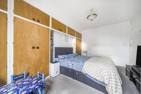 1 bedroom maisonette for sale, Imperial Drive, Harrow, Middlesex
