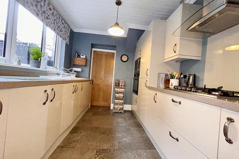 137 Windsor Avenue, Gateshead, NE8 4NX